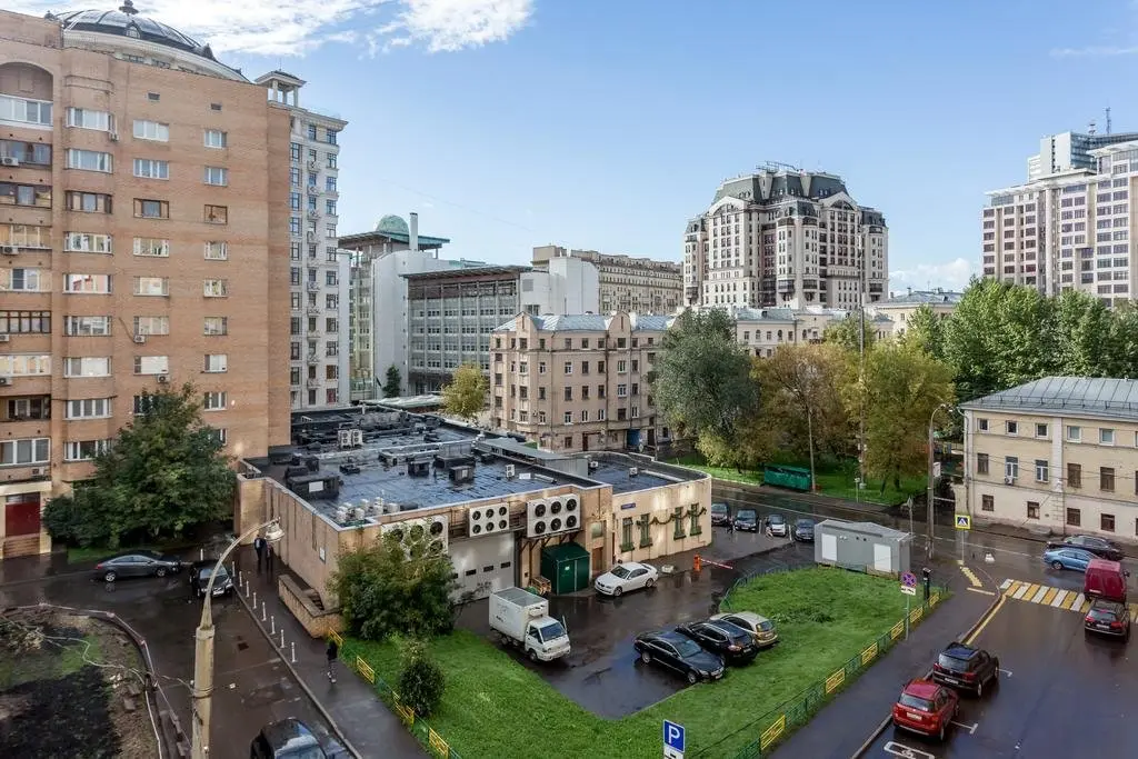Москва: Dailyrooms Na Smolenskoy Apartments