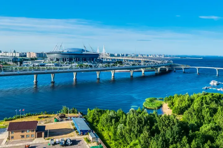 Санкт-Петербург: Апартаменты Две Подушки на Приморском проспекте