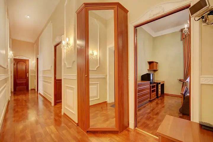 Санкт-Петербург: Elite Realty B.Morskaya 21 Apartments
