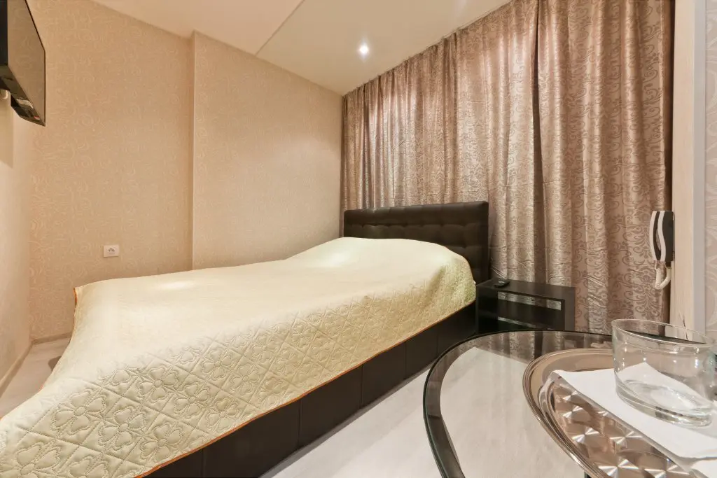 Санкт-Петербург: Fantaziya Na Prosvescheniya Mini-Hotel