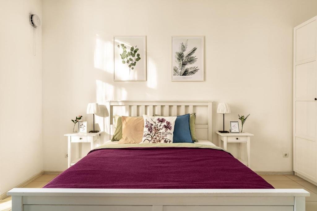 Санкт-Петербург: Апартаменты Flat in modern Provence