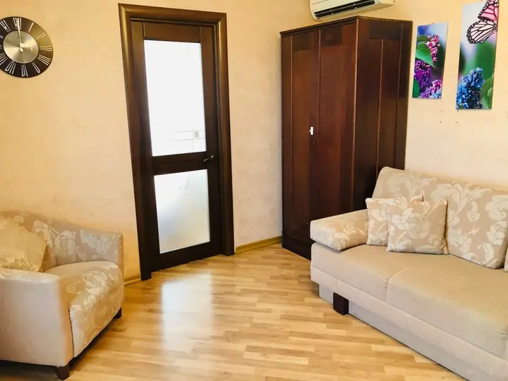 Москва: Goldapart 6 J Monetchikovskij 5 Apartments