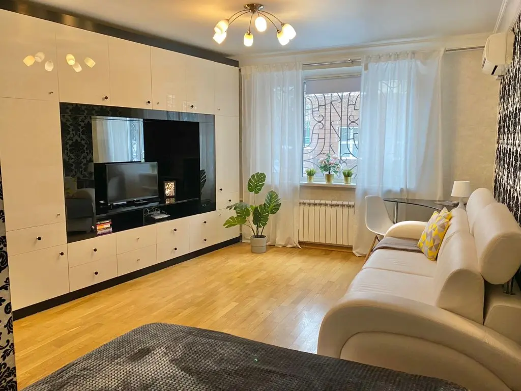 Москва: Goldapart Na Baumanskoj Apartments