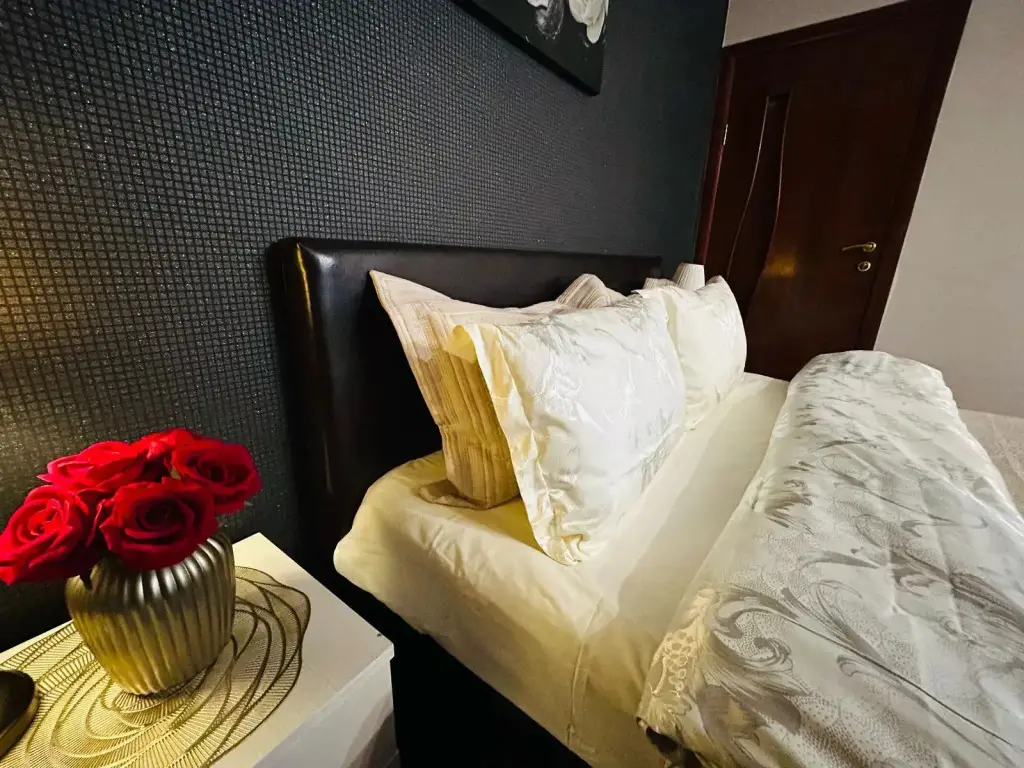 Москва: Квартира GoldApart переулок Маяковского 2