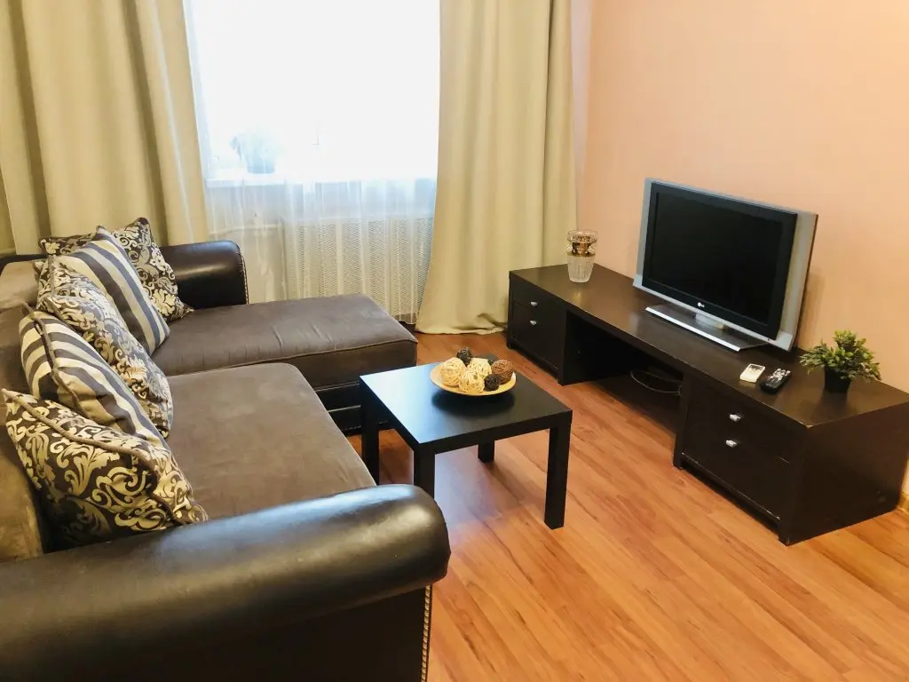 Москва: Goldapart Smolenskij 7 Apartments