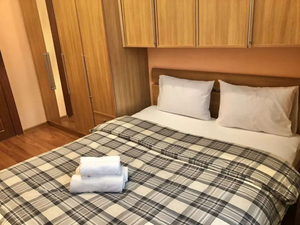 Москва: Goldapart Smolenskij 7 Apartments