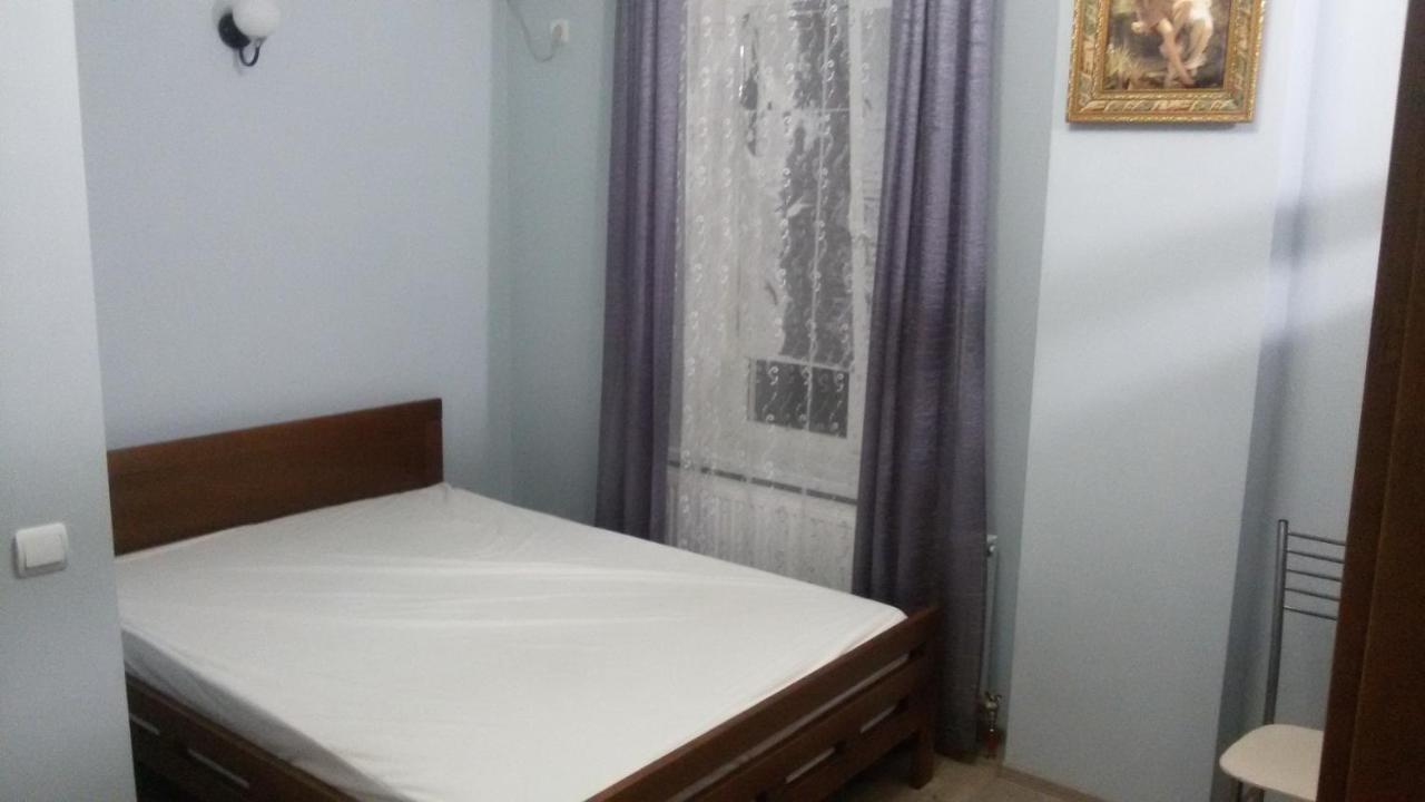 Витязево: Guesthouse Tomskaya