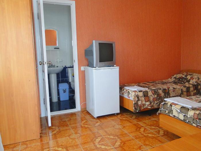 Витязево: Guest House Kristina