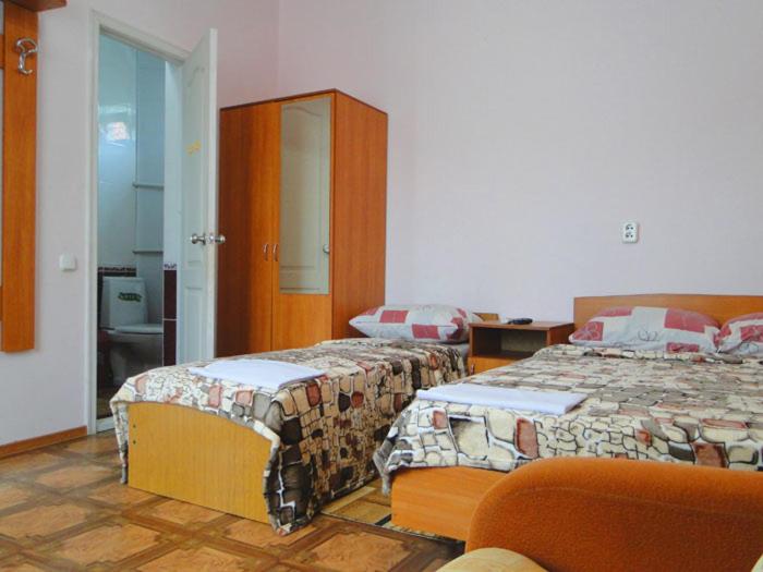 Витязево: Guest House Kristina