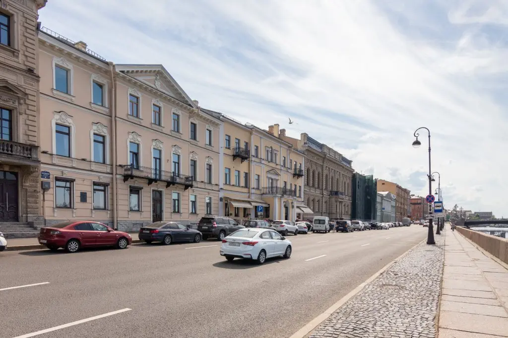 Санкт-Петербург: Gorod Rek Na Anglijskoj Nab Iv Apartments