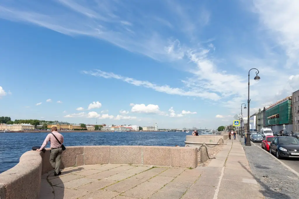 Санкт-Петербург: Gorod Rek Na Anglijskoj Nab Iv Apartments