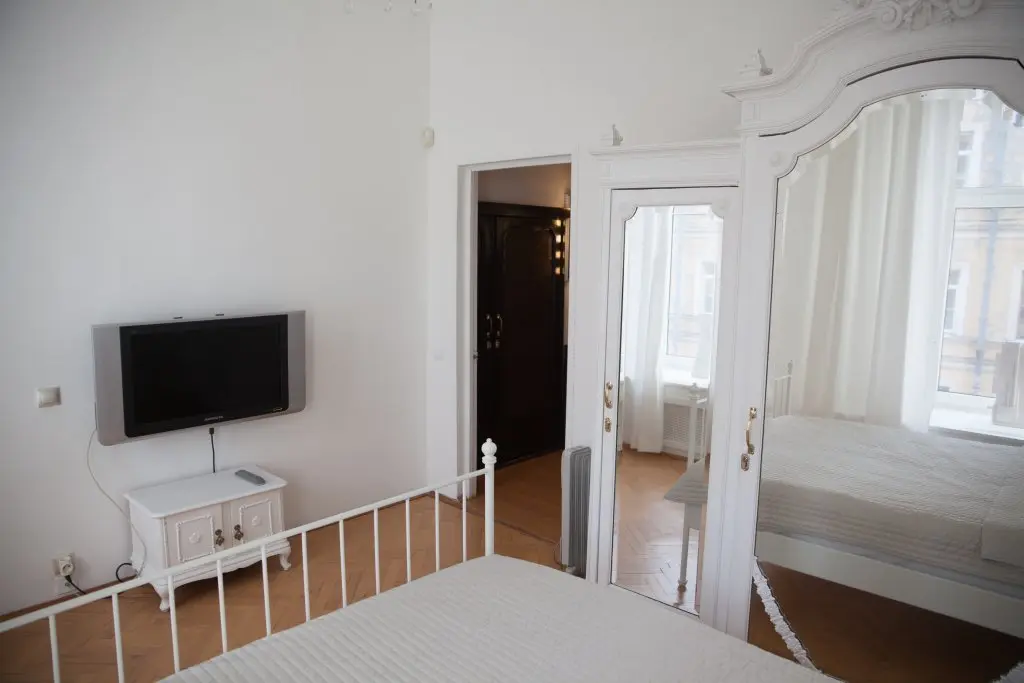 Санкт-Петербург: Gorod Rek Na Kirochnoj Apartments