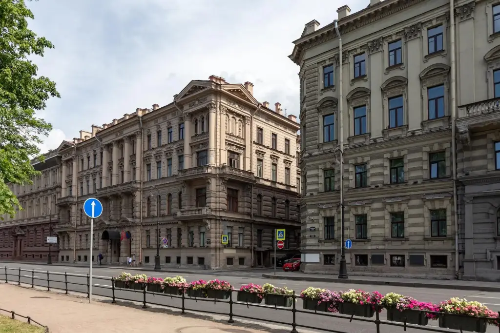 Город Рек на набережной Адмиралтейская 10 — фото 1