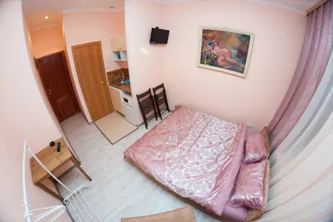 Majskij Guest House — фото 1