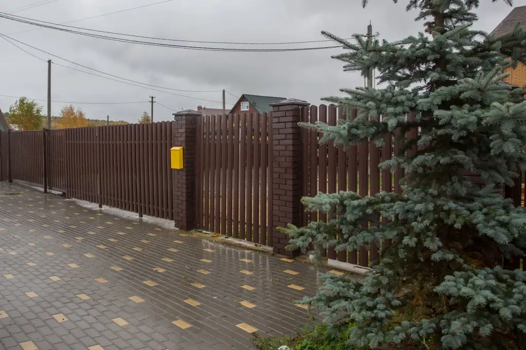 Барыбино: Torzhestvo Gk Topolya  Guest House