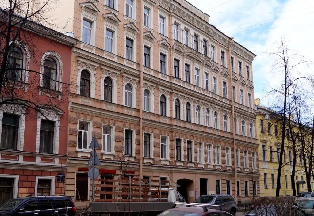 Санкт-Петербург: Гости Любят на Пушкинской