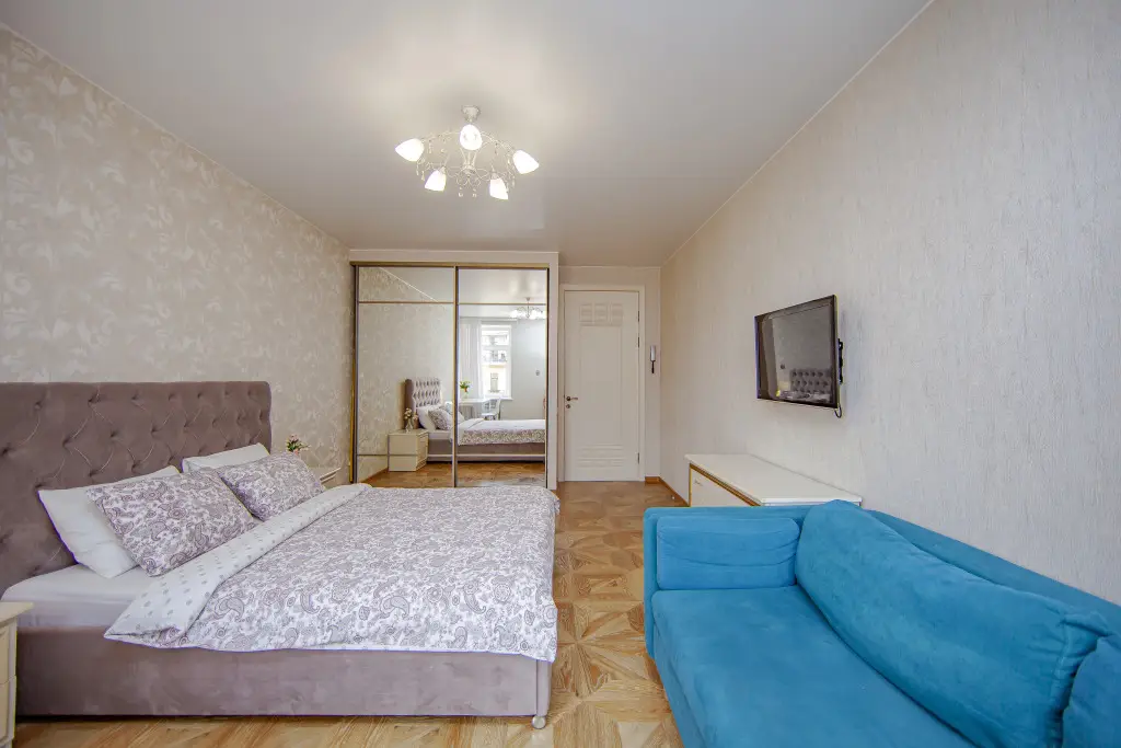 Санкт-Петербург: Апартаменты Happy Tour 3BR Apartment