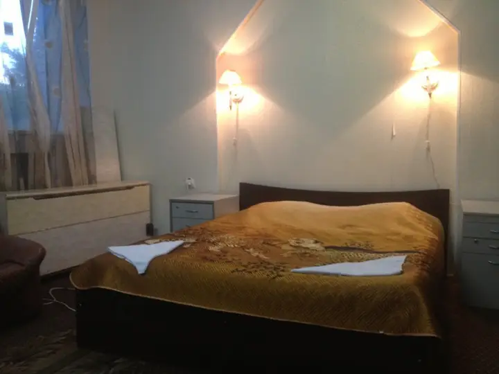 Москва: Hotel Luna