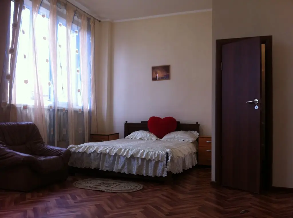 Москва: Hotel Luna