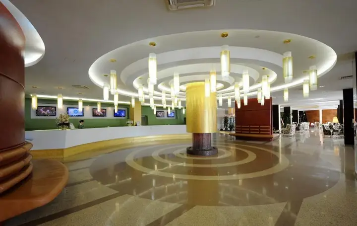 Москва: Izmajlovo (Absaljut)