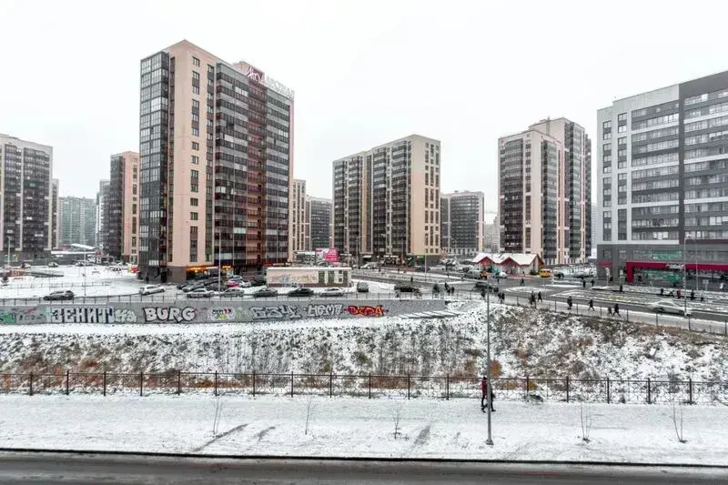 Санкт-Петербург: Какаду на б-ре Менделеева, д. 3