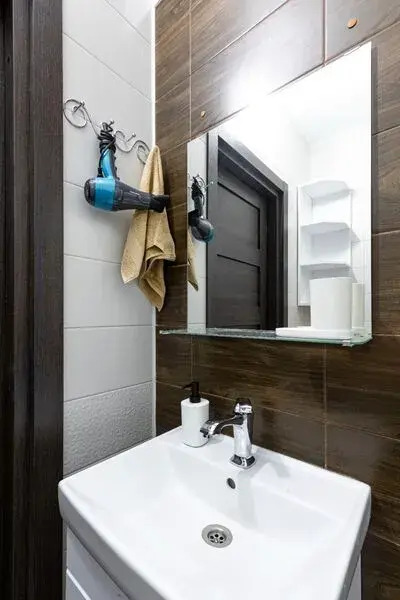 Санкт-Петербург: Kakadu on emb. Oktyabrskaya, 34, bldg. 4