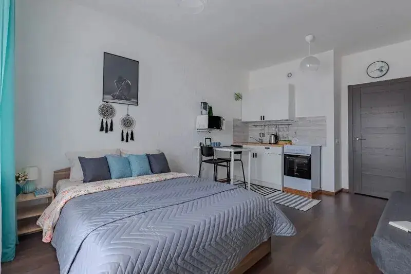 Санкт-Петербург: Kakadu on emb. Oktyabrskaya, 34, bldg. 4