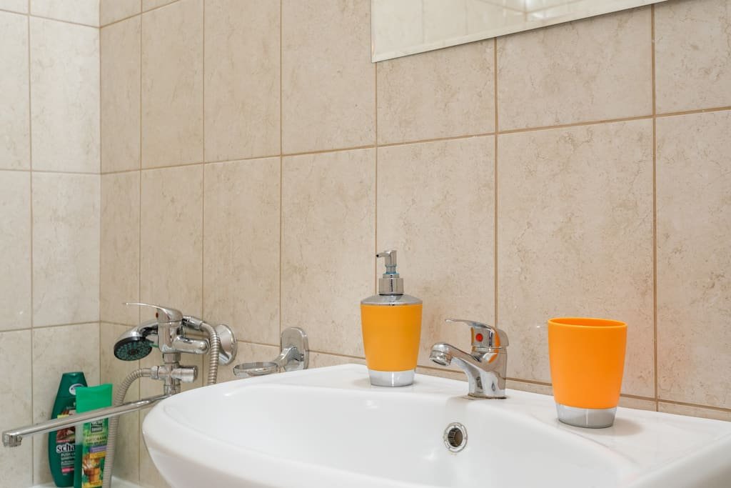 Москва: Krasnopresnenskaya Zamorenova 5 Str 1 Apartment