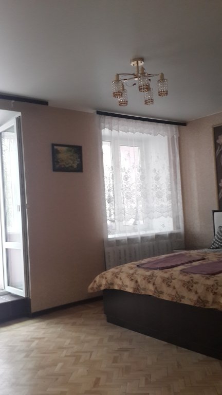 Санкт-Петербург: Kvartira Na Vasilevskom Ostrove Apartments