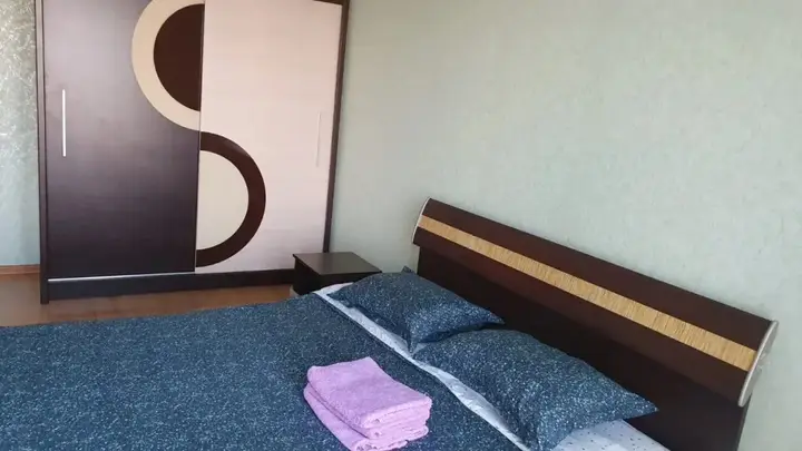 Калининград: Kvartira dvuhkomnatnaya 76m2 na Kujbysheva 40