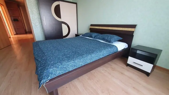 Калининград: Kvartira dvuhkomnatnaya 76m2 na Kujbysheva 40