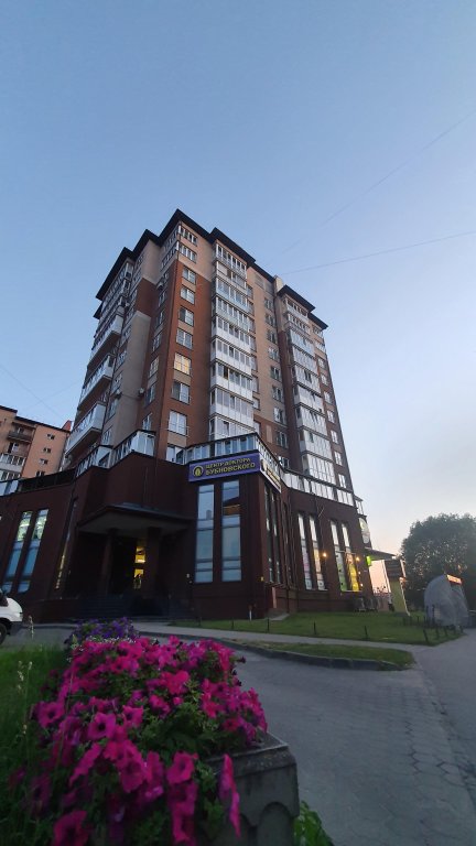 Калининград: Квартира двухкомнатная 76м2 на Куйбышева 40