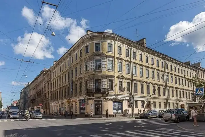 Санкт-Петербург: Kvartira V Pitere Na Socialisticheskoi Apartments