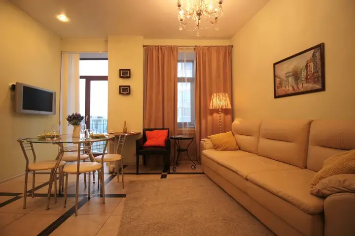Москва: Lakshmi near Kremlin with 2 bedrooms Apartments