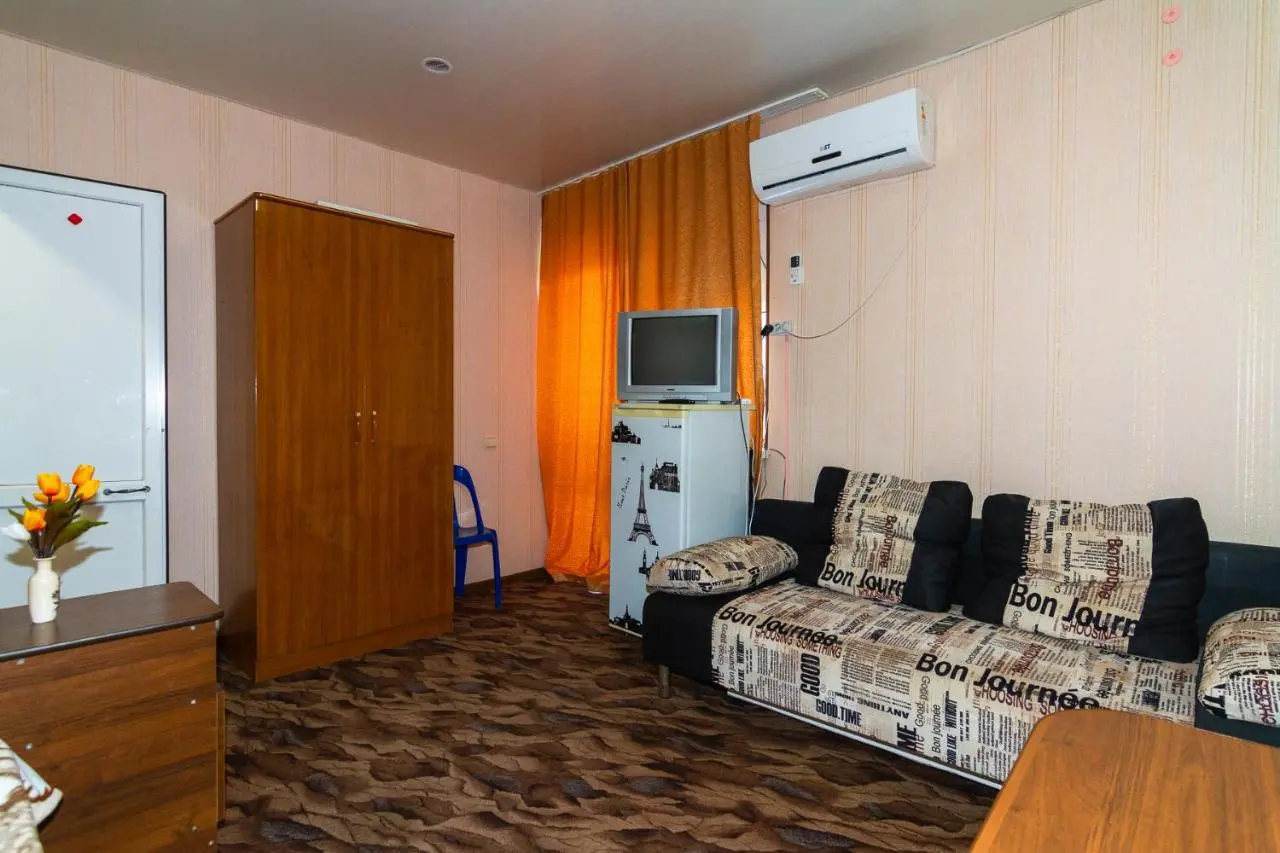 Дедеркой: Guest House Viktoria