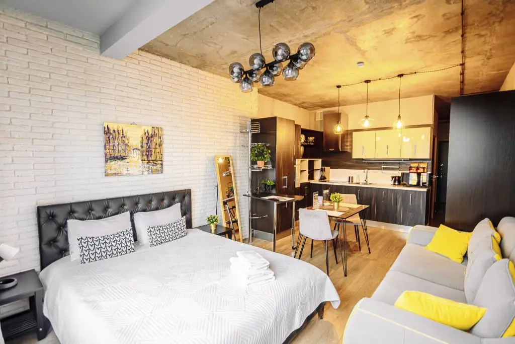 Апартаменты Lalapart London Loft просторная студия 38м в ЖК Савеловский Сити — фото 1