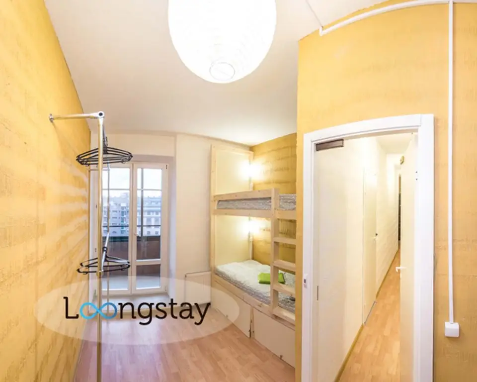 Санкт-Петербург: Хостел Longstay at Nalichnaya 28-16