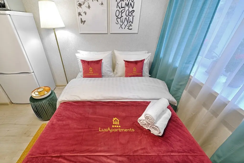 Москва: Апартаменты LuxApartments Окская 28к2