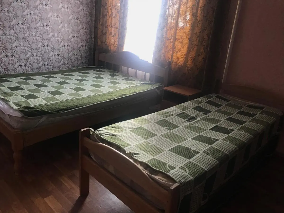 Лазаревское: Гостевой дом на Днепровской 20