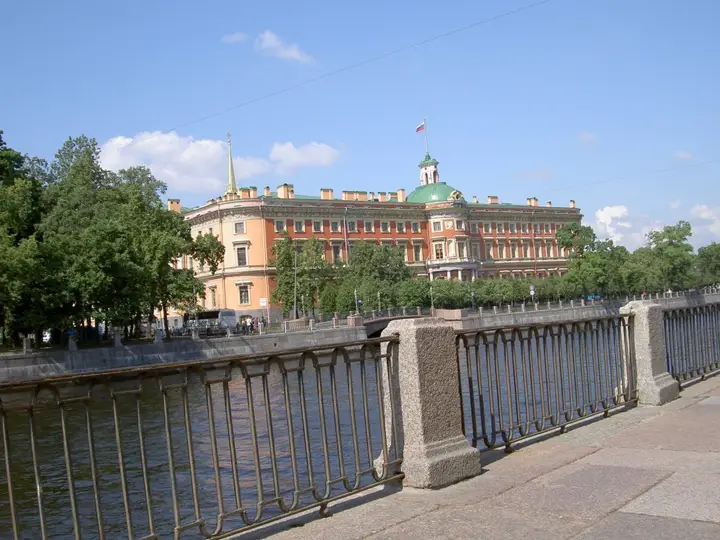 Санкт-Петербург: Mihajlovskij Apartments