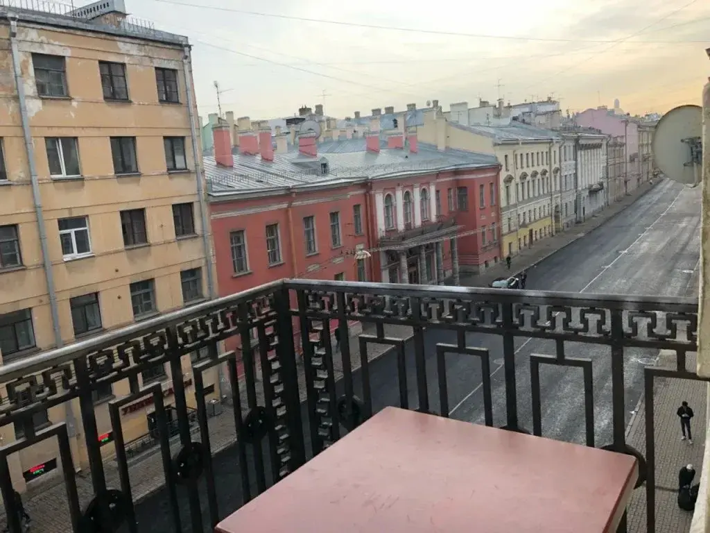 Санкт-Петербург: Millionnaya Apartments