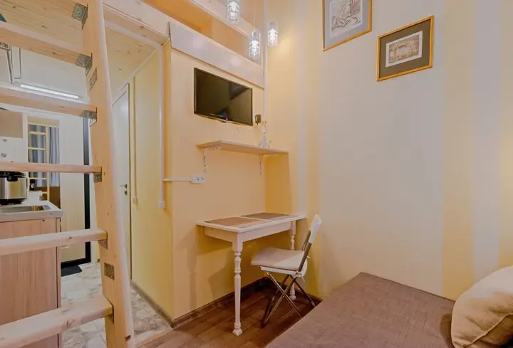 Санкт-Петербург: Na 6 Sovetskoj Yula Apartments