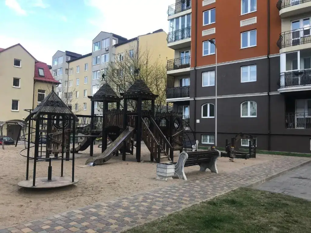 Калининград: Апартаменты 3 комнаты в Центре рядом с Электричкой на Море