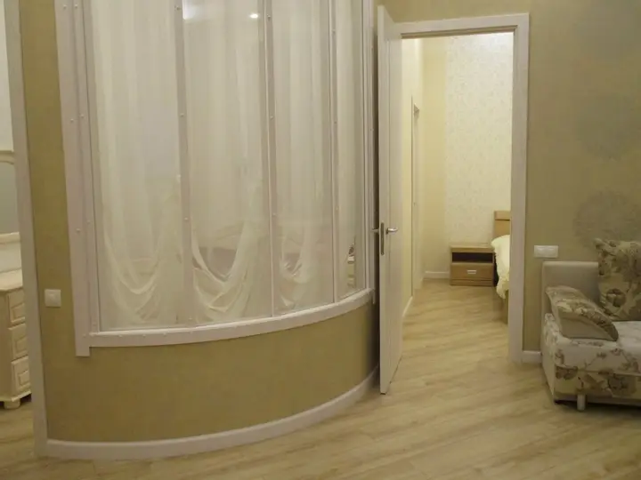 Санкт-Петербург: Na Maloj Morskoj 7 Apartments