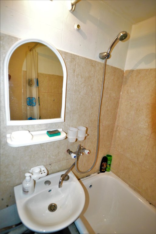 Москва: Na Metro Tulskaya Apartments