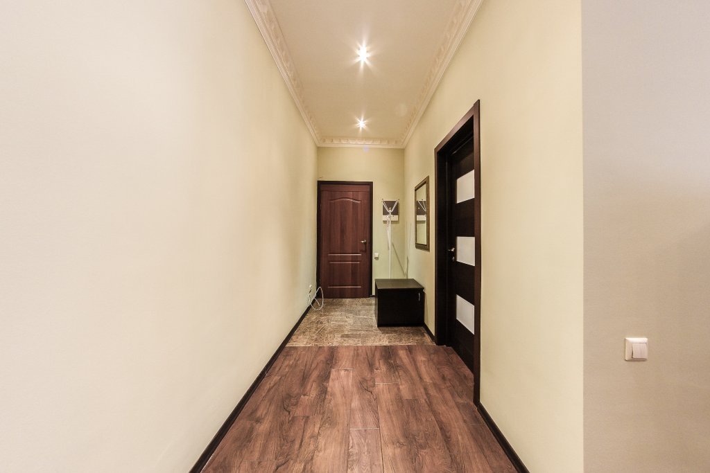 Санкт-Петербург: Na Nevskom 81 Apartments