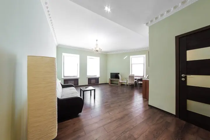 Санкт-Петербург: Na Nevskom 81 Apartments