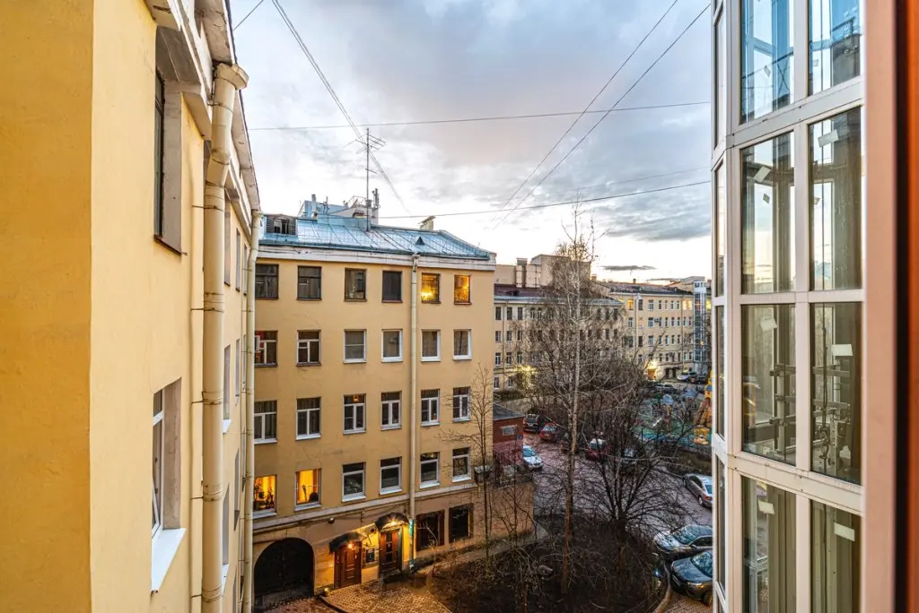 Санкт-Петербург: Апартаменты near Vosstaniya Square