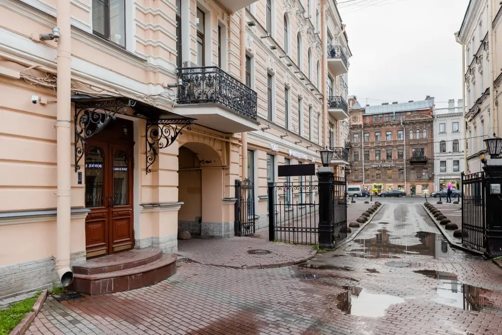 Санкт-Петербург: Апартаменты Невский 90 - 3 спальни + 2 сан.узла 10 гостей