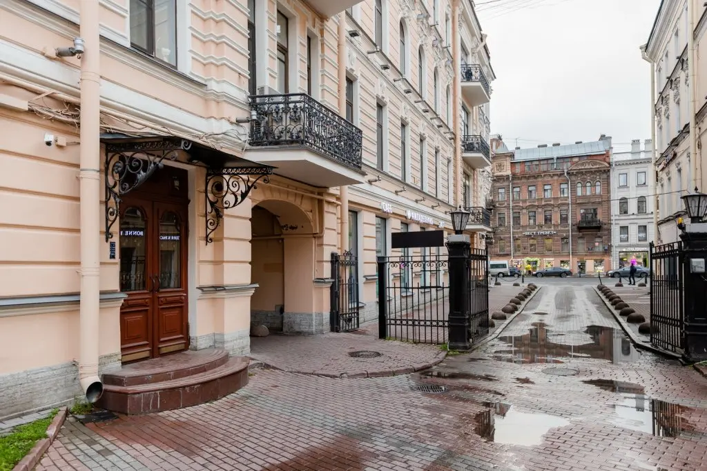 Санкт-Петербург: Апартаменты Невский 90 - 3 спальни + 2 сан.узла 10 гостей